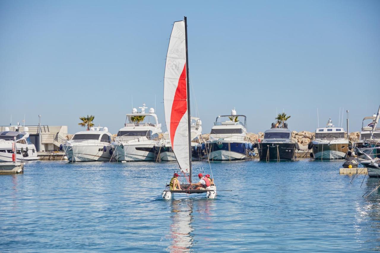 Calanova Sports Feriested Palma de Mallorca